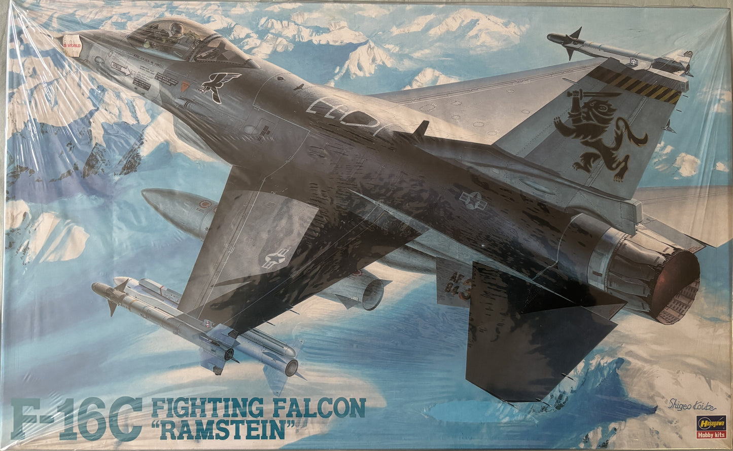 Hasegawa 1/32 F-16C Fighting Falcon "RAMSTEIN"
