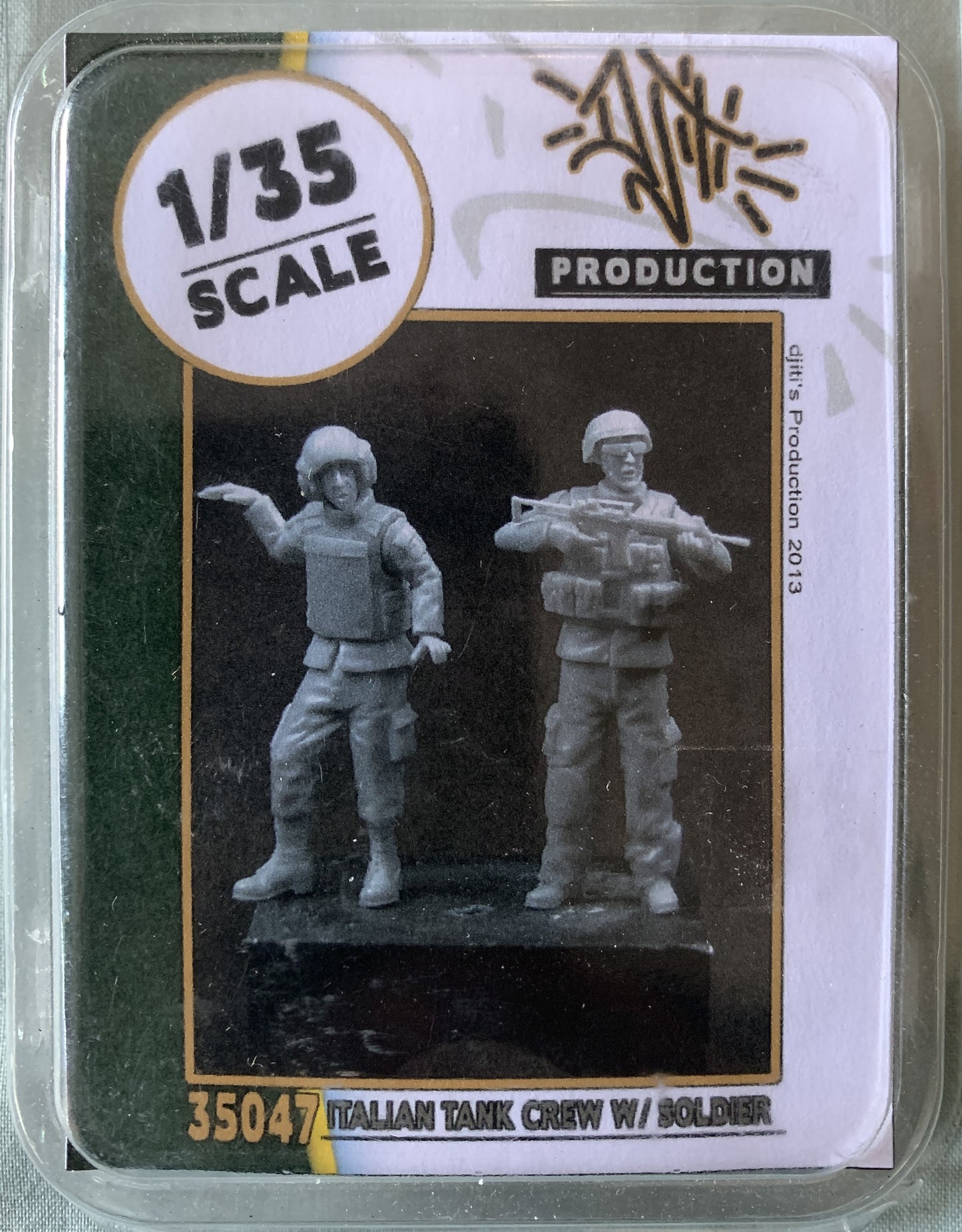 Djiti 1/35 Italian AFV Crew w/Soldier