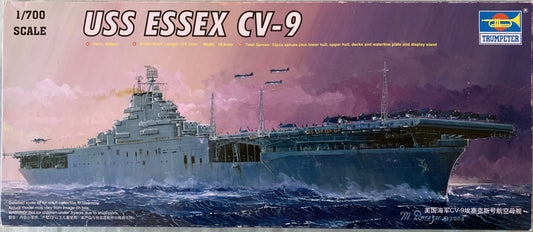Trumpeter 1/700 USS Essex CV-9