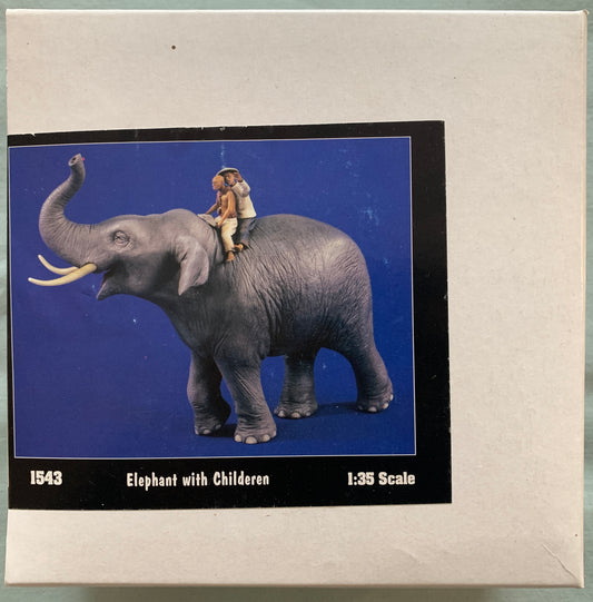 [T05] Verlinden 1/35 Elephant with Children