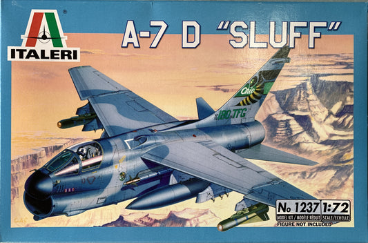 Italeri 1/72 A-7D "Sluff"
